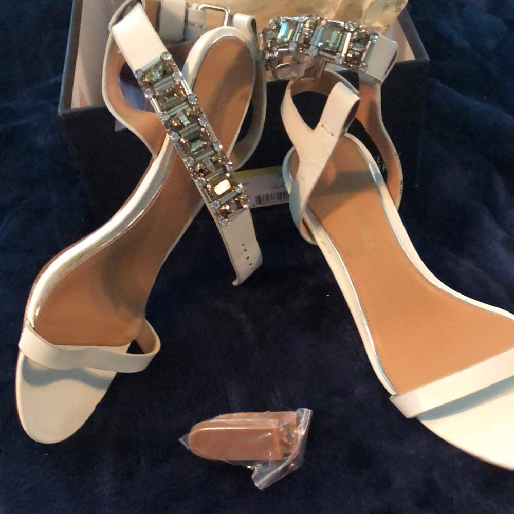 Gorgeous ankle strap bling for the win!